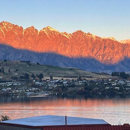 Lakeview Home Retreat At Queenstown Hill Kültér fotó