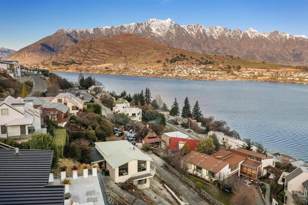 Lakeview Home Retreat At Queenstown Hill Kültér fotó